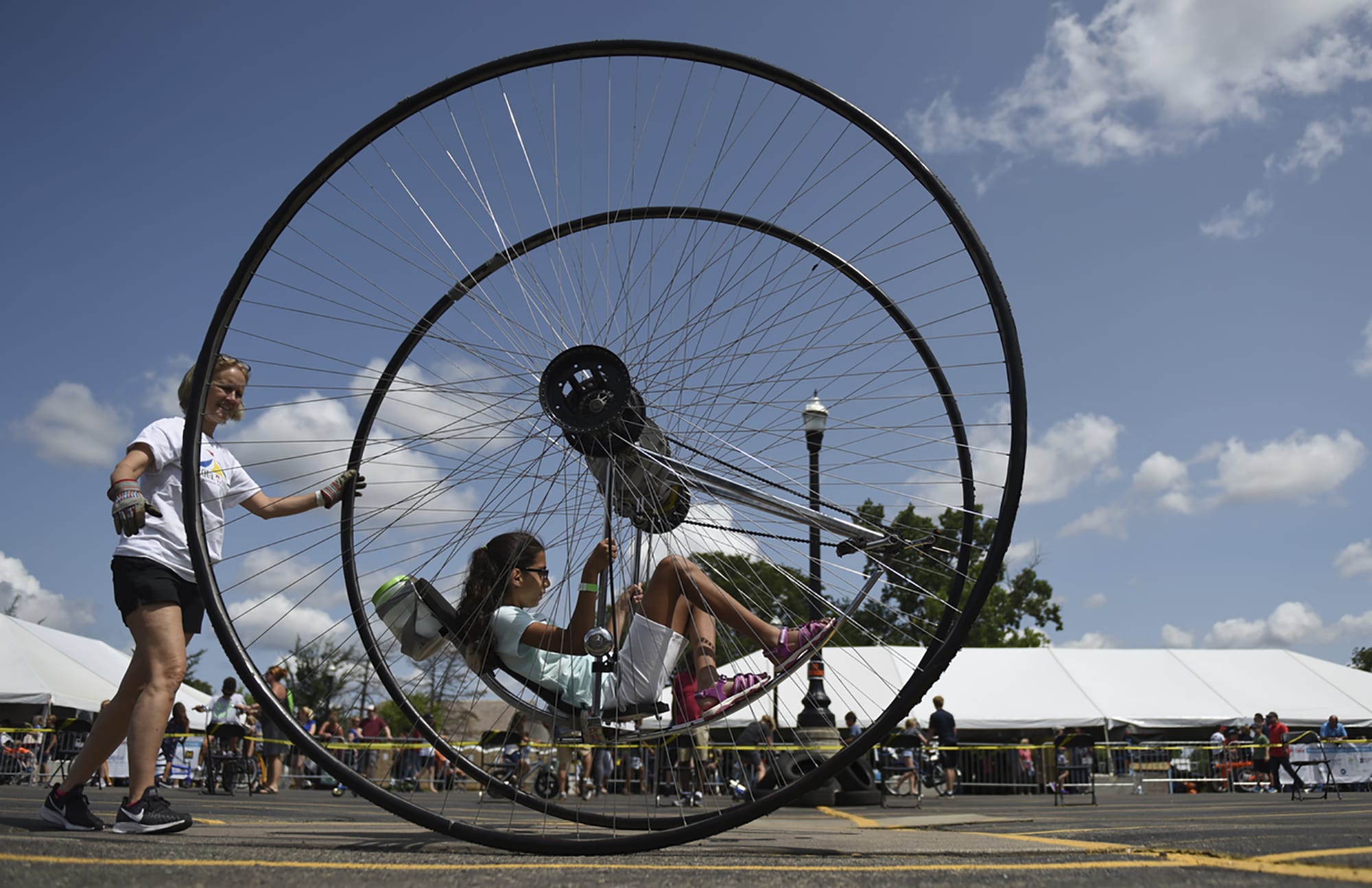 What the Maker Faire’s hackers and hula hoopers can teach us about