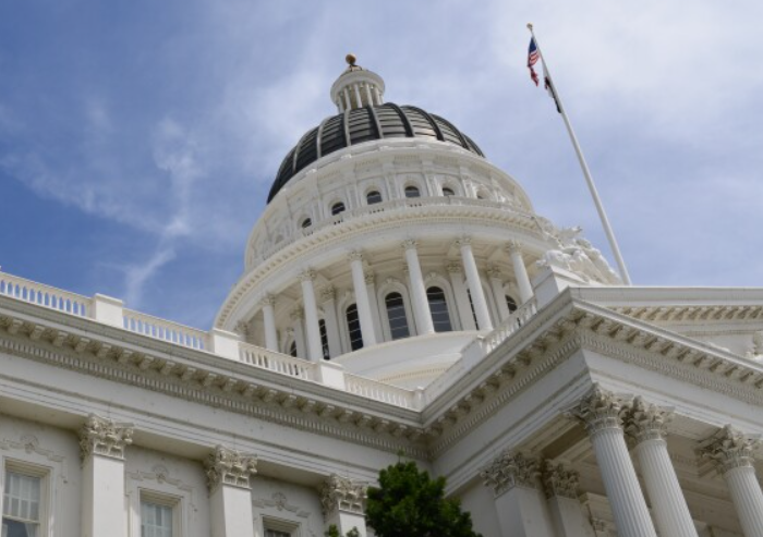 Photo of State Capital Building in Sacramento, CA